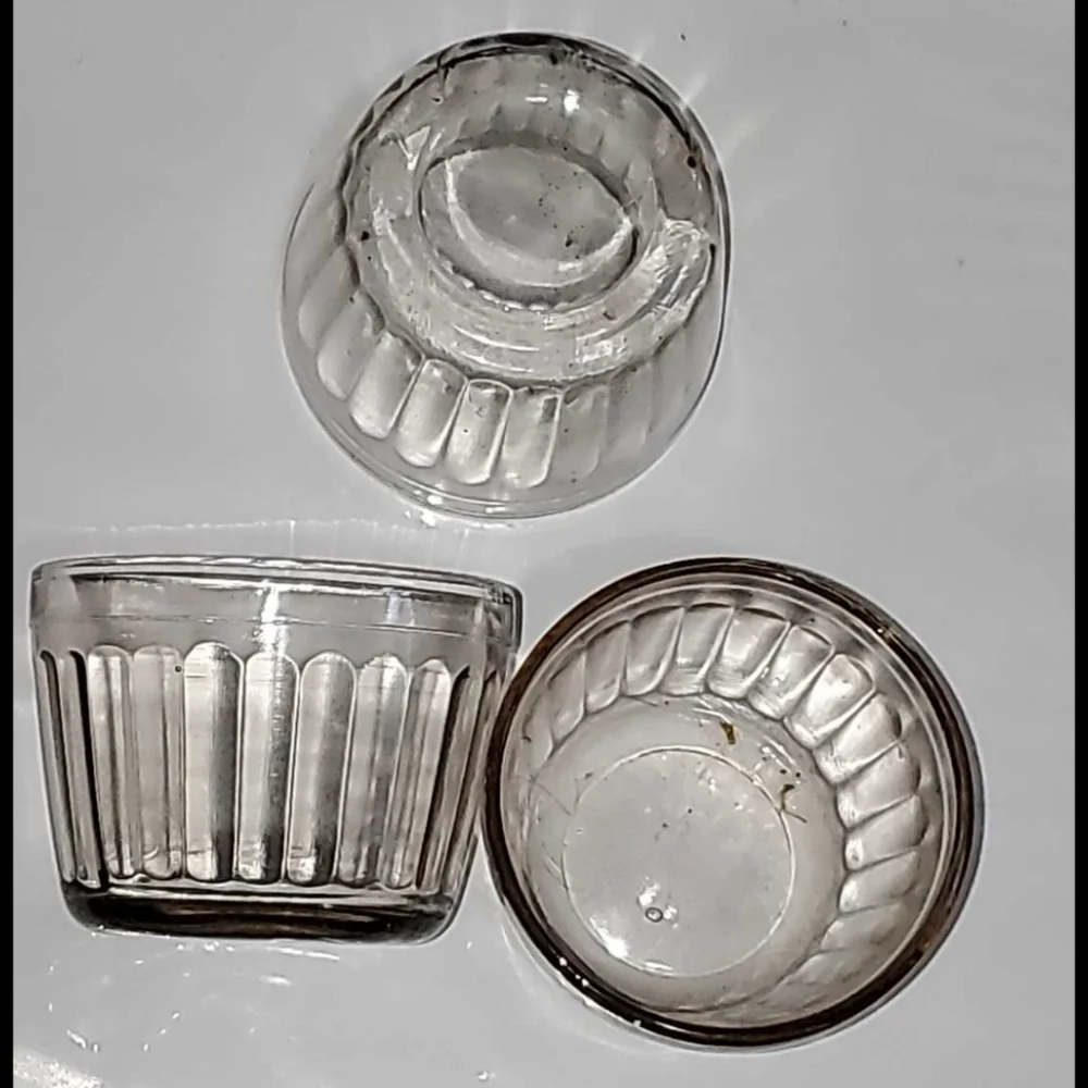 Vintage Clear Glass Dessert Cups 5 Pieces Small Souffle Baking Dishes